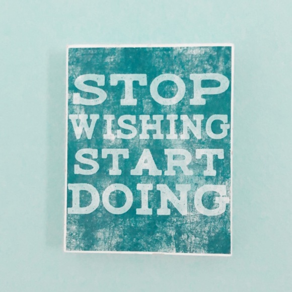 room decor - Picture 1 of 1